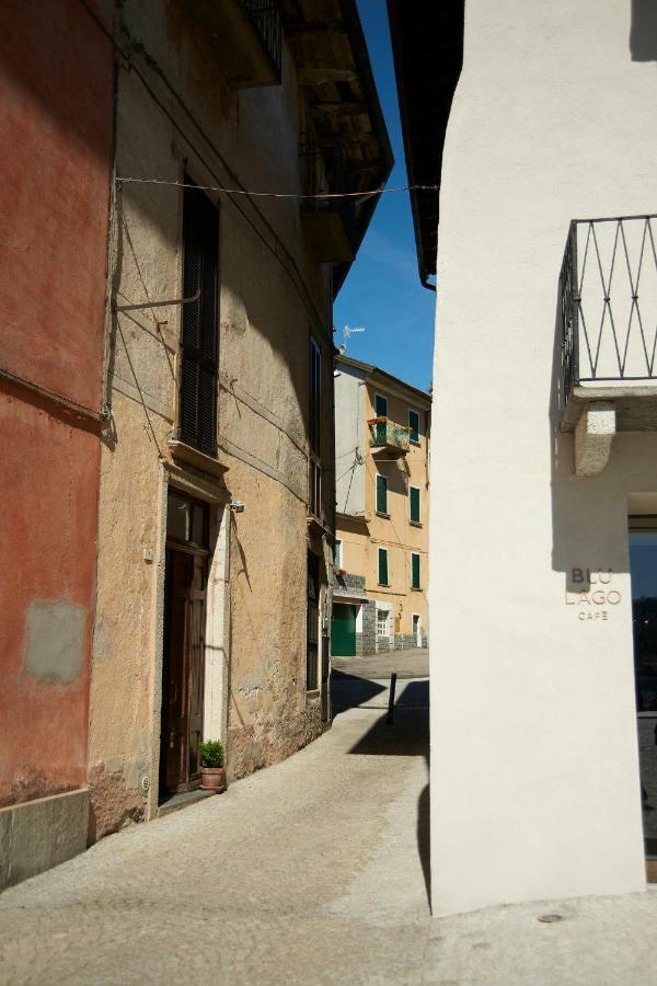 Emy Lake Orta Pella Exterior photo